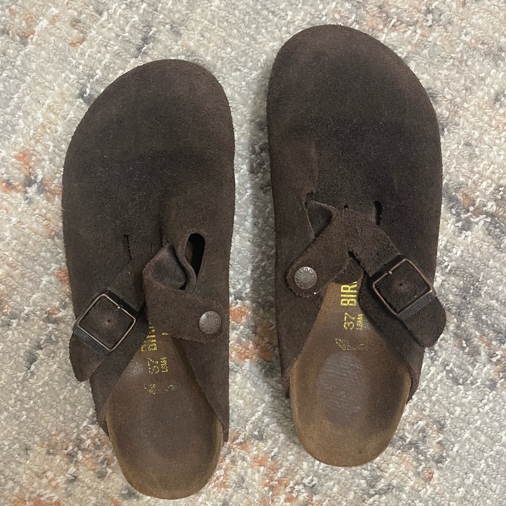 Birkenstock Boston Soft Footbed clogs!